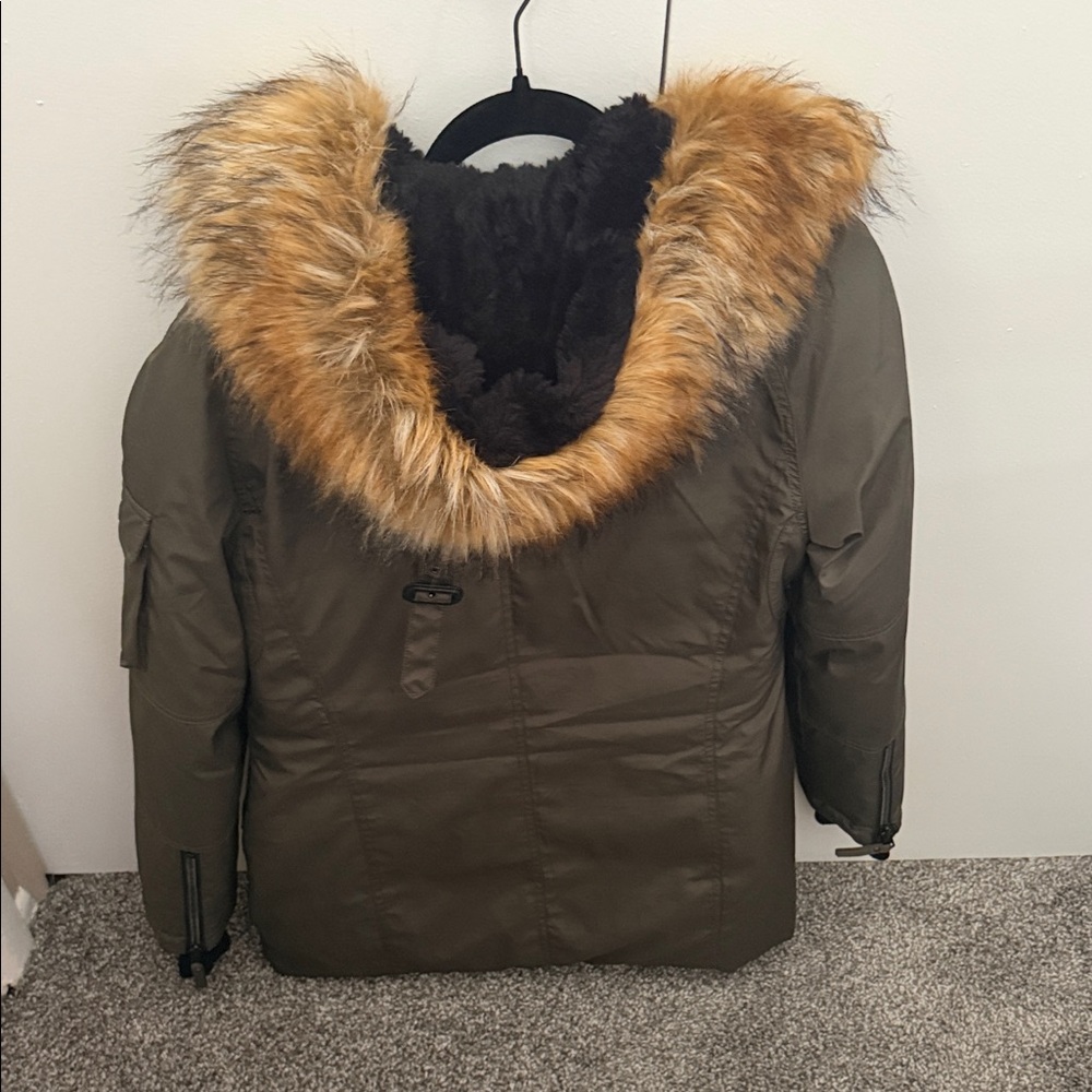 Women’s Olive Green Parka Jacket with Faux Fur Hood - Picture 6 of 11